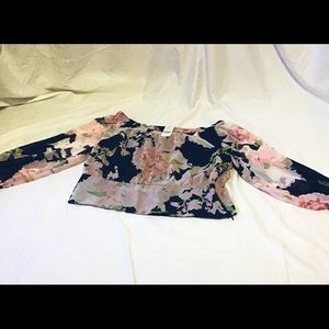 LOWEST SALE! NY & Co Floral Top w/ Tie Sleeves